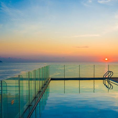 Alani Sea View Hotel Da Nang Exterior photo