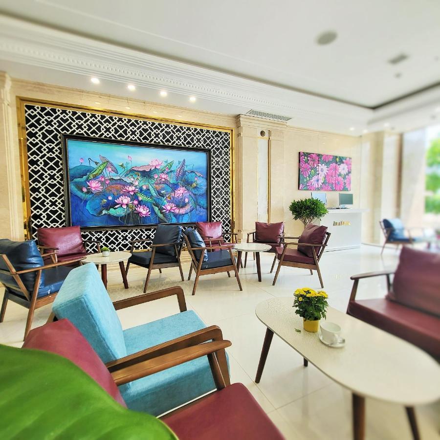 Alani Sea View Hotel Da Nang Exterior photo
