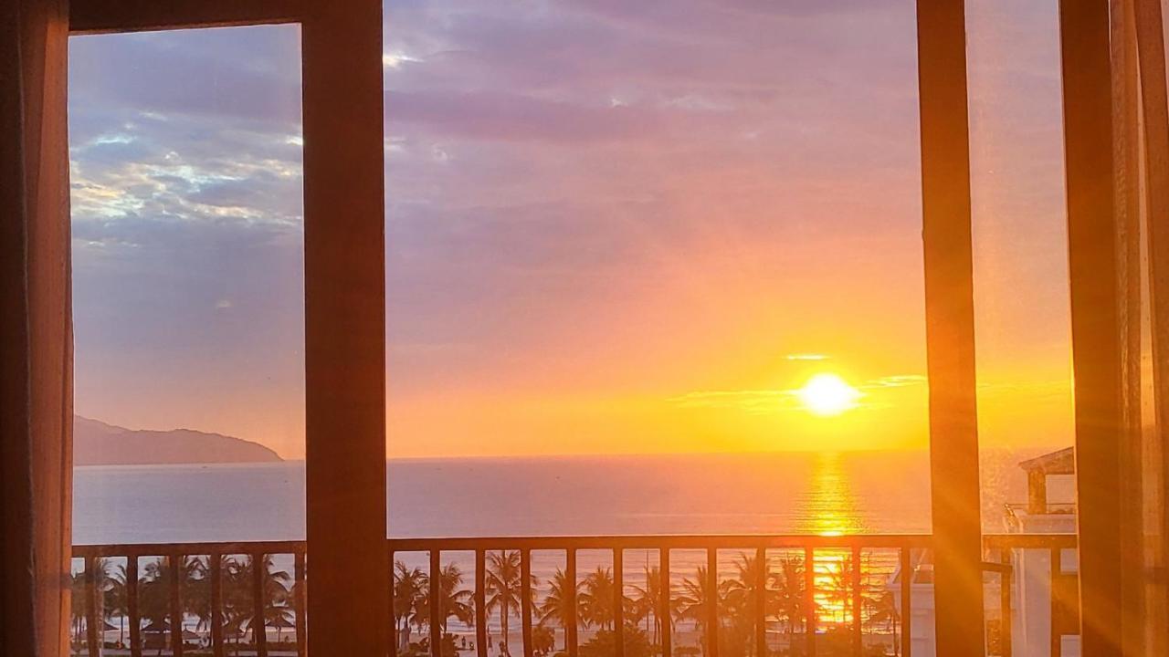 Alani Sea View Hotel Da Nang Exterior photo