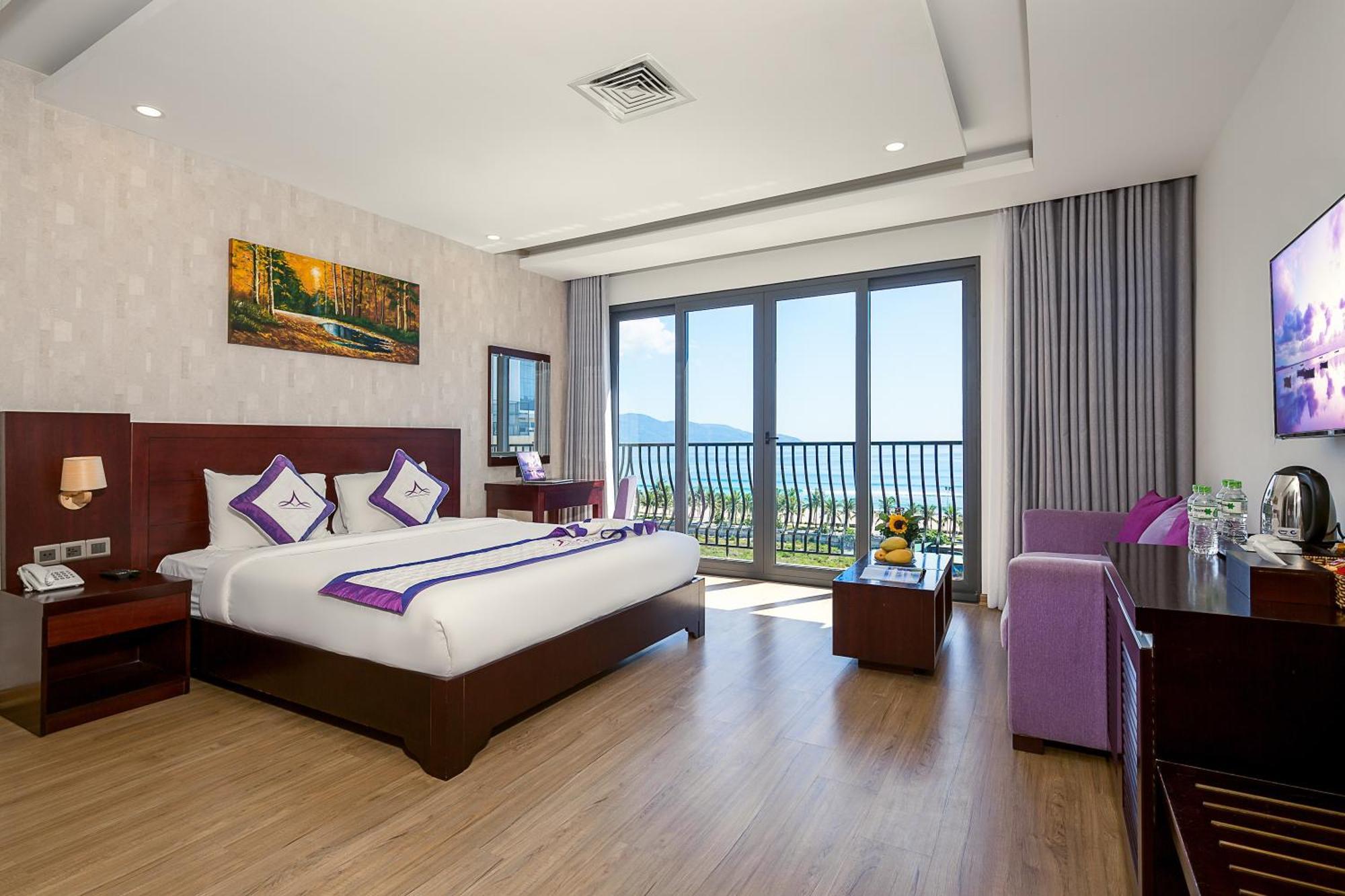 Alani Sea View Hotel Da Nang Exterior photo
